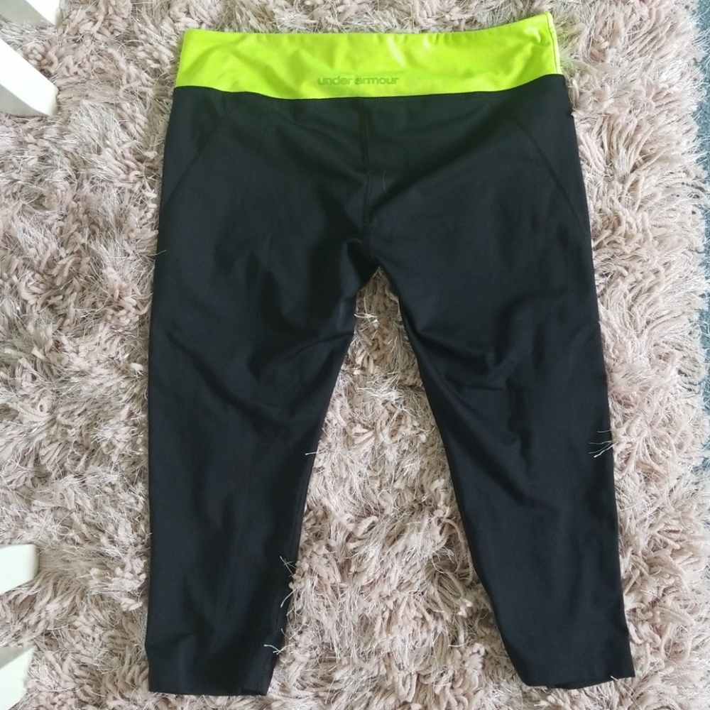 Under Armour yoga capris